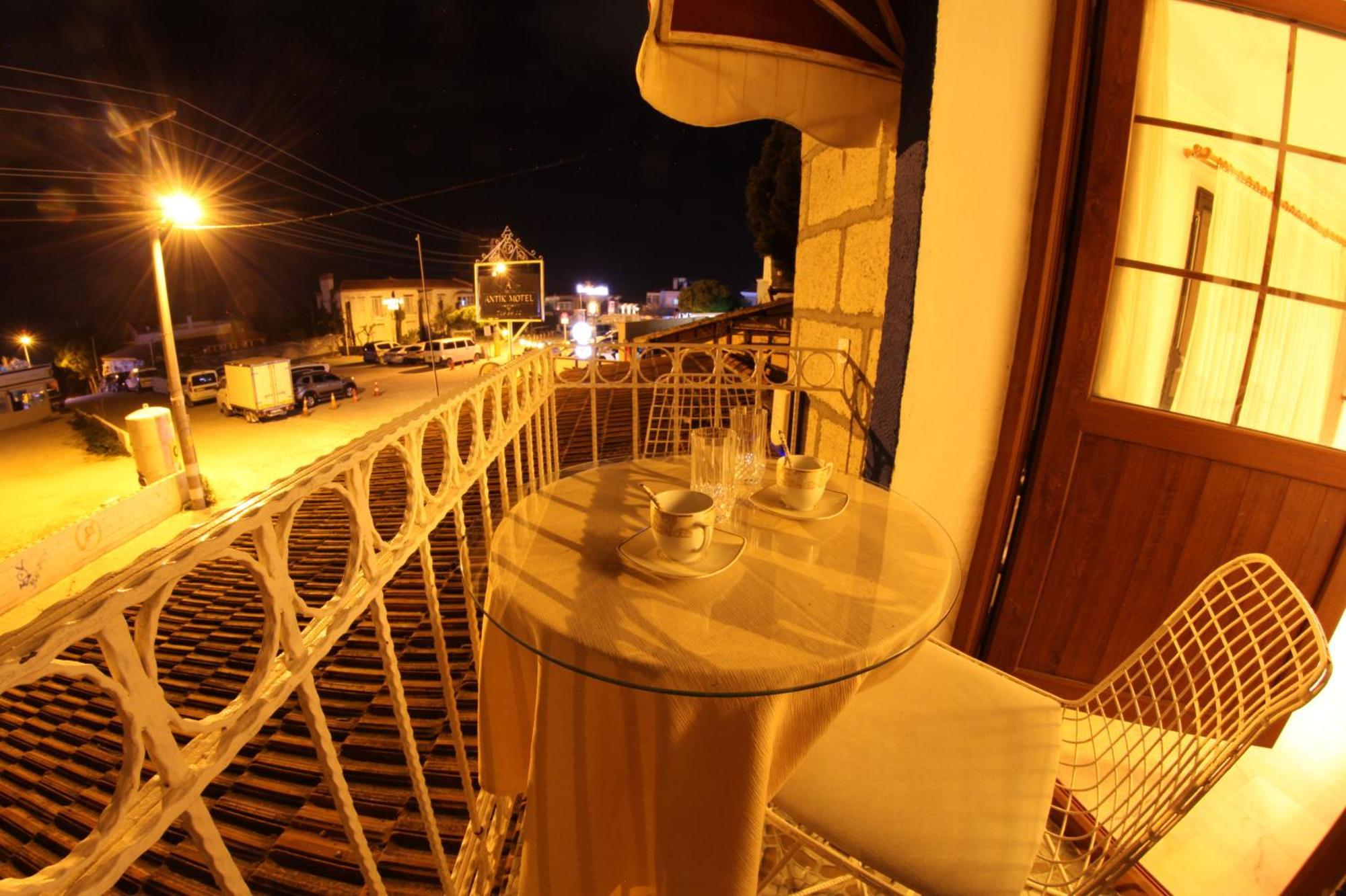 Alacati Antik Motel Çeşme Eksteriør bilde