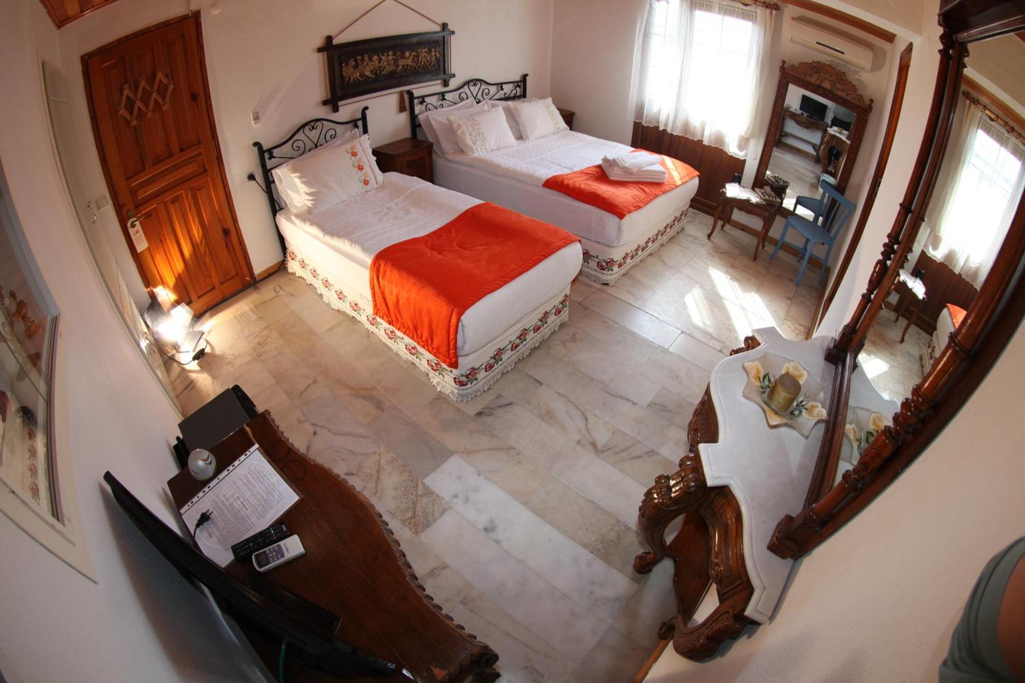 Alacati Antik Motel Çeşme Eksteriør bilde